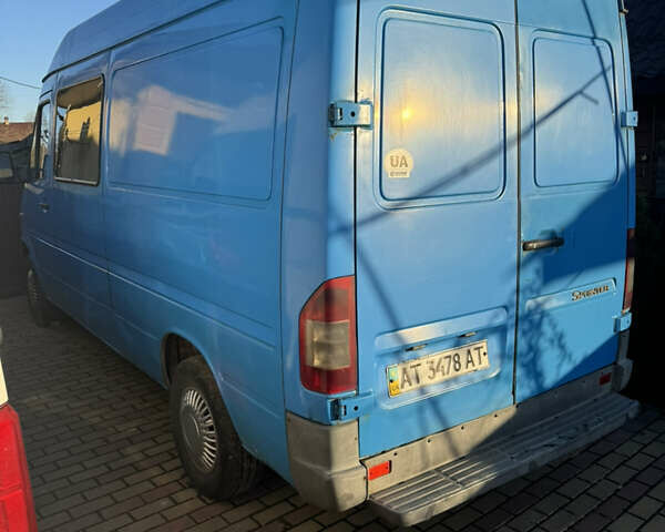 Синий Мерседес Sprinter, объемом двигателя 2.1 л и пробегом 300 тыс. км за 5300 $, фото 16 на Automoto.ua
