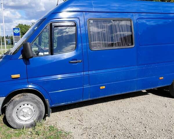 Синій Мерседес Sprinter, об'ємом двигуна 2.69 л та пробігом 170 тис. км за 10900 $, фото 9 на Automoto.ua