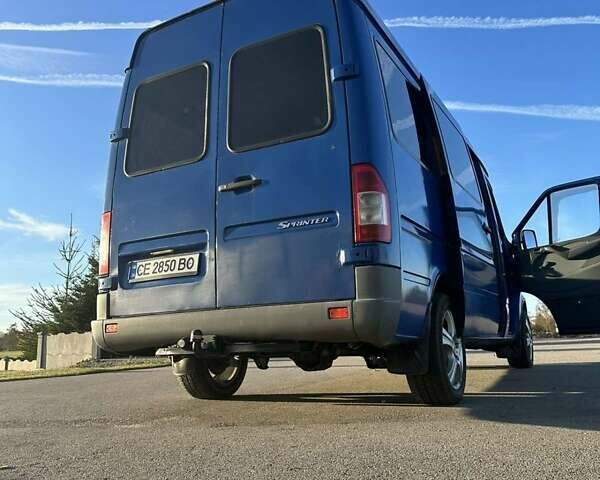 Синий Мерседес Sprinter, объемом двигателя 0 л и пробегом 313 тыс. км за 9800 $, фото 31 на Automoto.ua