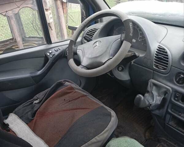 Синій Мерседес Sprinter, об'ємом двигуна 2.2 л та пробігом 307 тис. км за 4000 $, фото 9 на Automoto.ua