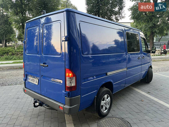 Синий Мерседес Sprinter, объемом двигателя 2.7 л и пробегом 430 тыс. км за 9300 $, фото 18 на Automoto.ua