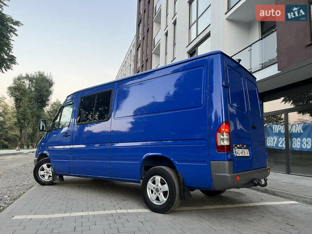 Синий Мерседес Sprinter, объемом двигателя 2.7 л и пробегом 430 тыс. км за 9300 $, фото 24 на Automoto.ua