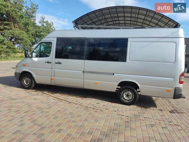 Синий Мерседес Sprinter, объемом двигателя 2.7 л и пробегом 370 тыс. км за 9500 $, фото 14 на Automoto.ua