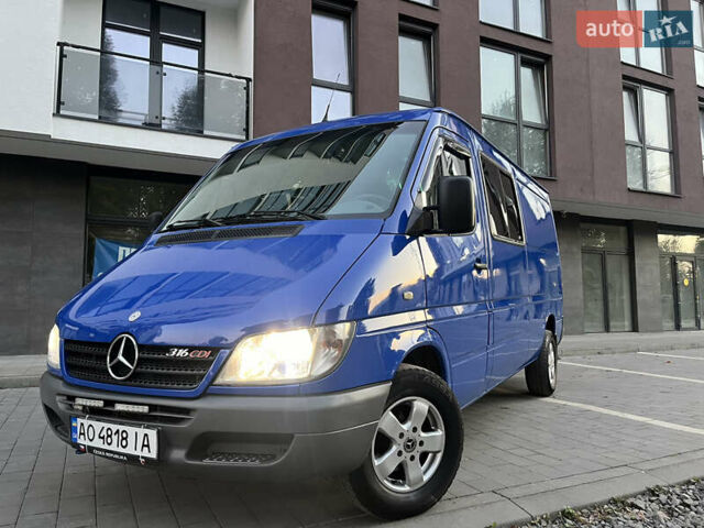 Синий Мерседес Sprinter, объемом двигателя 2.7 л и пробегом 430 тыс. км за 9300 $, фото 13 на Automoto.ua