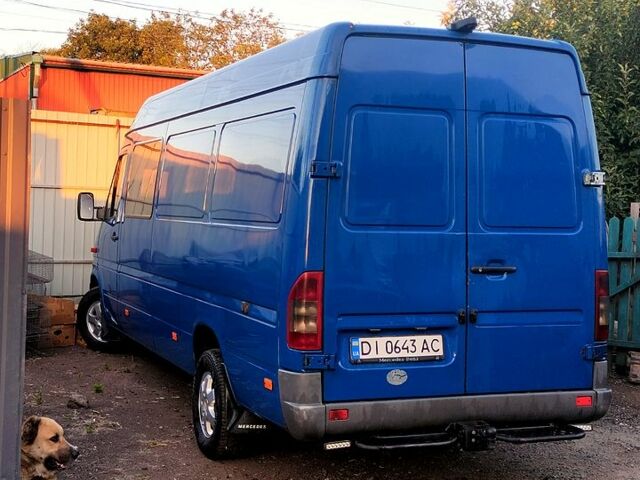 Синий Мерседес Sprinter, объемом двигателя 2.7 л и пробегом 200 тыс. км за 9200 $, фото 3 на Automoto.ua