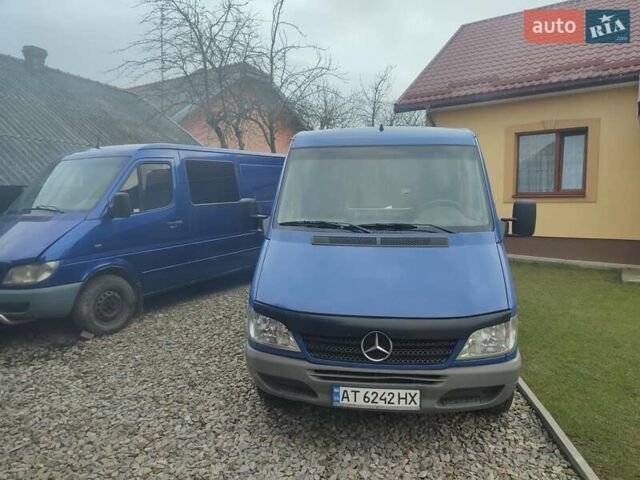 Синий Мерседес Sprinter, объемом двигателя 2.15 л и пробегом 530 тыс. км за 7000 $, фото 1 на Automoto.ua