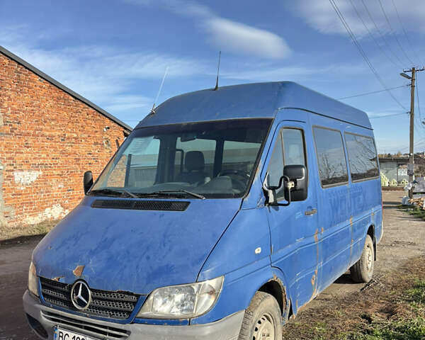 Синій Мерседес Sprinter, об'ємом двигуна 2.2 л та пробігом 447 тис. км за 4500 $, фото 2 на Automoto.ua