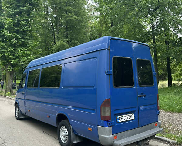 Синий Мерседес Sprinter, объемом двигателя 2.69 л и пробегом 720 тыс. км за 8500 $, фото 5 на Automoto.ua