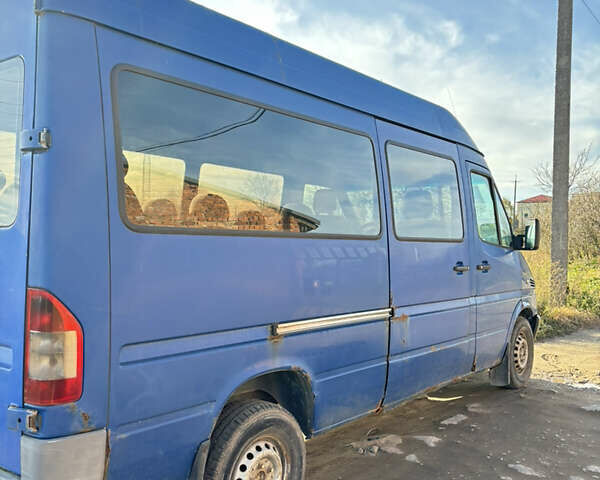 Синій Мерседес Sprinter, об'ємом двигуна 2.2 л та пробігом 447 тис. км за 4500 $, фото 9 на Automoto.ua
