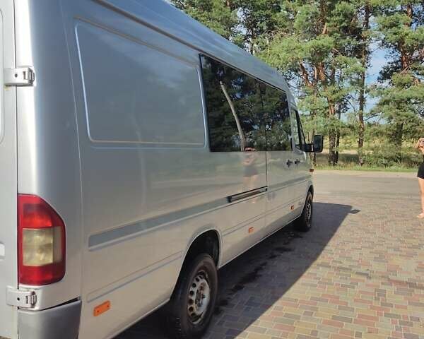 Синий Мерседес Sprinter, объемом двигателя 2.7 л и пробегом 370 тыс. км за 9500 $, фото 12 на Automoto.ua