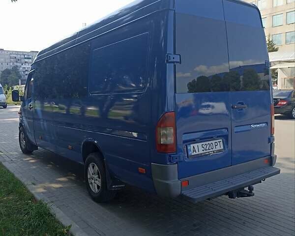 Синій Мерседес Sprinter, об'ємом двигуна 2.7 л та пробігом 560 тис. км за 13000 $, фото 1 на Automoto.ua