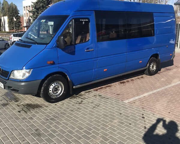Синий Мерседес Sprinter, объемом двигателя 0 л и пробегом 780 тыс. км за 7000 $, фото 1 на Automoto.ua