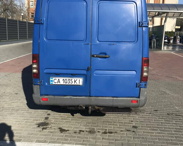 Синий Мерседес Sprinter, объемом двигателя 0 л и пробегом 780 тыс. км за 7000 $, фото 5 на Automoto.ua