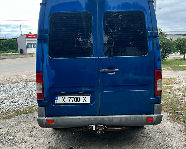 Синий Мерседес Sprinter, объемом двигателя 2.7 л и пробегом 301 тыс. км за 7500 $, фото 9 на Automoto.ua