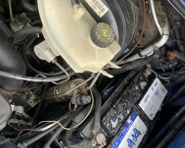 Синий Мерседес Sprinter, объемом двигателя 2.69 л и пробегом 320 тыс. км за 14000 $, фото 36 на Automoto.ua