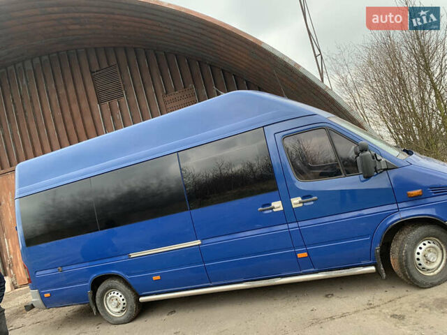 Синий Мерседес Sprinter, объемом двигателя 2.69 л и пробегом 320 тыс. км за 14000 $, фото 6 на Automoto.ua