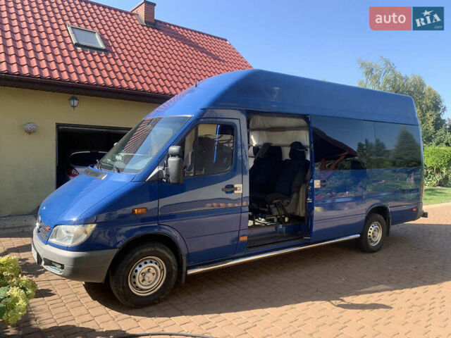 Синий Мерседес Sprinter, объемом двигателя 2.69 л и пробегом 320 тыс. км за 14000 $, фото 11 на Automoto.ua