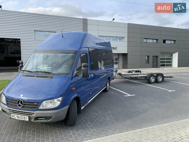 Синий Мерседес Sprinter, объемом двигателя 2.69 л и пробегом 320 тыс. км за 14000 $, фото 5 на Automoto.ua