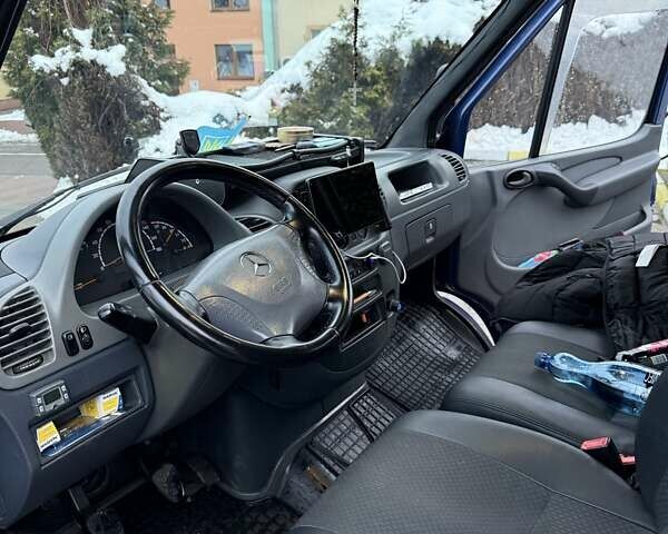 Синій Мерседес Sprinter, об'ємом двигуна 0 л та пробігом 2 тис. км за 12500 $, фото 6 на Automoto.ua