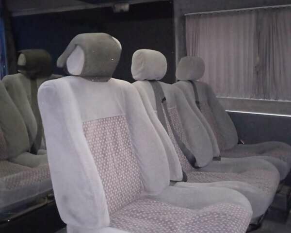 Синий Мерседес Sprinter, объемом двигателя 2.2 л и пробегом 850 тыс. км за 8950 $, фото 9 на Automoto.ua