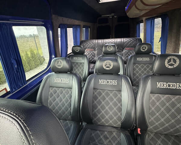Синий Мерседес Sprinter, объемом двигателя 2.1 л и пробегом 582 тыс. км за 13500 $, фото 19 на Automoto.ua
