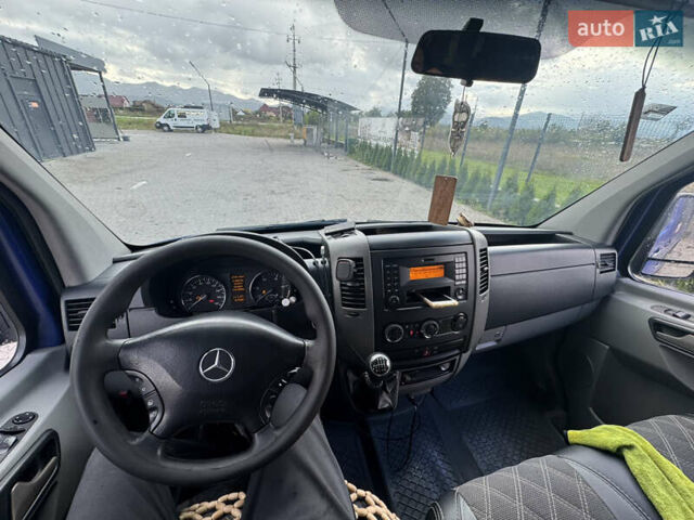 Синий Мерседес Sprinter, объемом двигателя 2.1 л и пробегом 582 тыс. км за 13500 $, фото 20 на Automoto.ua