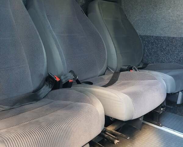 Синий Мерседес Sprinter, объемом двигателя 2.15 л и пробегом 827 тыс. км за 11700 $, фото 34 на Automoto.ua