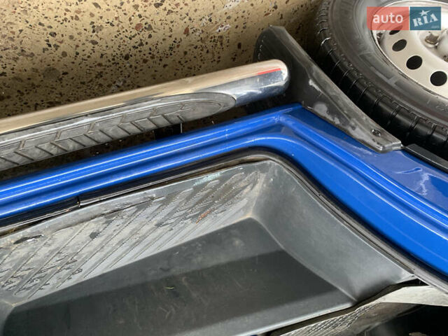 Синий Мерседес Sprinter, объемом двигателя 2.69 л и пробегом 320 тыс. км за 14000 $, фото 39 на Automoto.ua