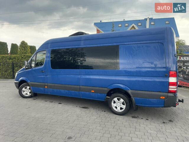 Синий Мерседес Sprinter, объемом двигателя 2.1 л и пробегом 640 тыс. км за 12800 $, фото 12 на Automoto.ua