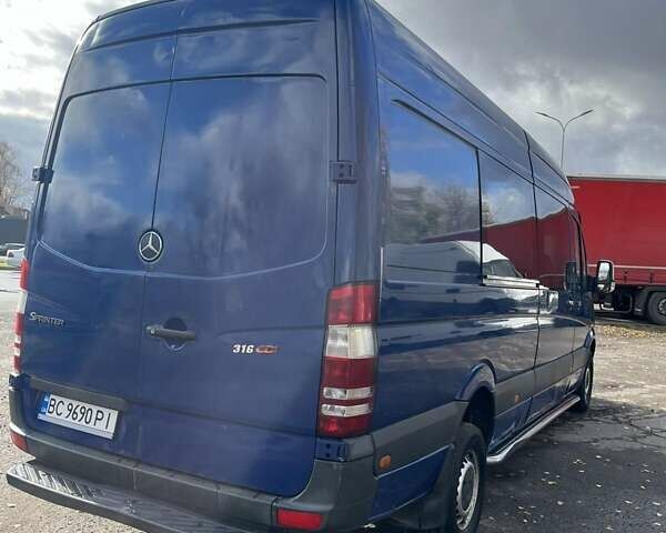 Синій Мерседес Sprinter, об'ємом двигуна 2.2 л та пробігом 377 тис. км за 11000 $, фото 3 на Automoto.ua