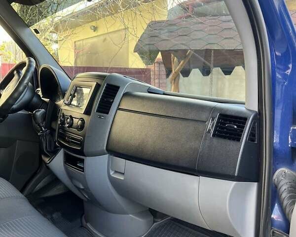 Синій Мерседес Sprinter, об'ємом двигуна 2.2 л та пробігом 377 тис. км за 11000 $, фото 6 на Automoto.ua