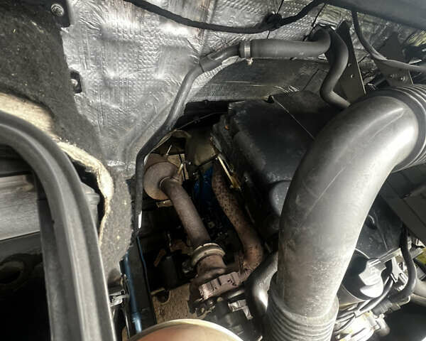Синій Мерседес Sprinter, об'ємом двигуна 2.15 л та пробігом 410 тис. км за 13000 $, фото 4 на Automoto.ua