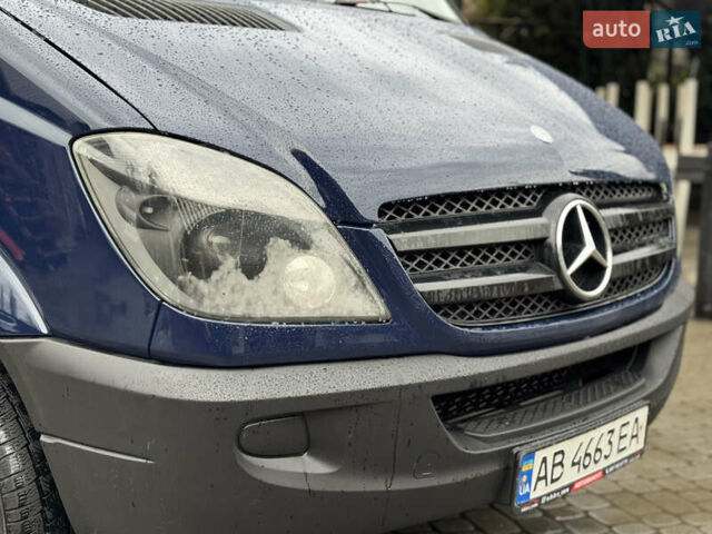 Синий Мерседес Sprinter, объемом двигателя 2.99 л и пробегом 577 тыс. км за 17999 $, фото 14 на Automoto.ua