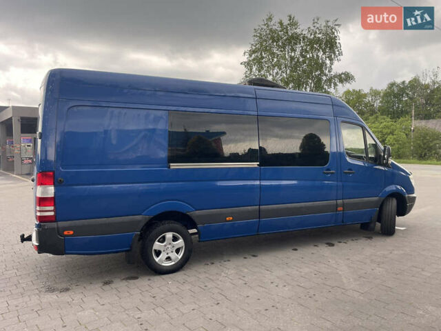 Синий Мерседес Sprinter, объемом двигателя 2.1 л и пробегом 640 тыс. км за 12800 $, фото 9 на Automoto.ua