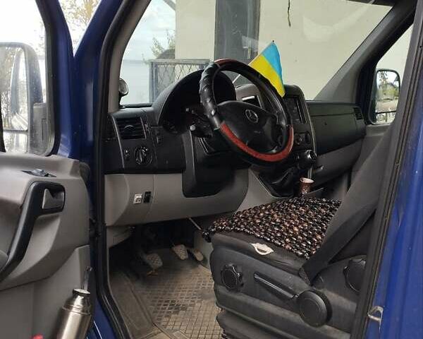 Синій Мерседес Sprinter, об'ємом двигуна 2.1 л та пробігом 750 тис. км за 12500 $, фото 4 на Automoto.ua