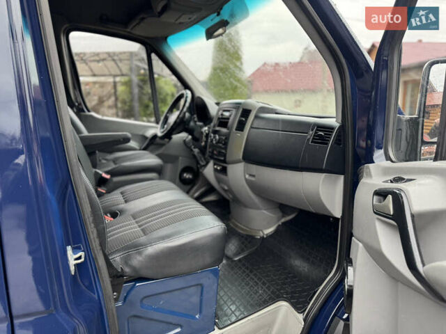 Синий Мерседес Sprinter, объемом двигателя 2.99 л и пробегом 577 тыс. км за 17999 $, фото 26 на Automoto.ua