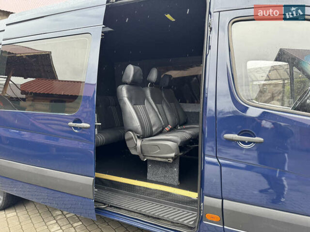 Синий Мерседес Sprinter, объемом двигателя 2.99 л и пробегом 577 тыс. км за 17999 $, фото 30 на Automoto.ua