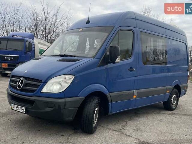 Синий Мерседес Sprinter, объемом двигателя 2.2 л и пробегом 530 тыс. км за 8400 $, фото 1 на Automoto.ua