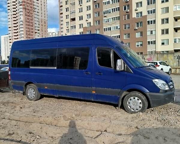 Синій Мерседес Sprinter, об'ємом двигуна 3 л та пробігом 940 тис. км за 11500 $, фото 12 на Automoto.ua