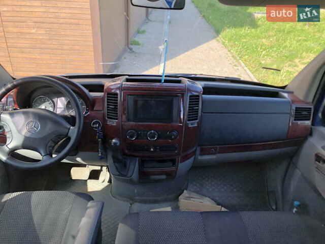 Синій Мерседес Sprinter, об'ємом двигуна 2.1 л та пробігом 189 тис. км за 11500 $, фото 8 на Automoto.ua