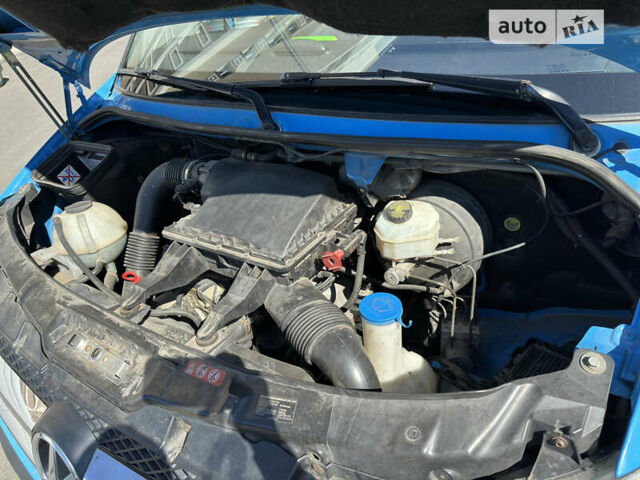 Синий Мерседес Sprinter, объемом двигателя 2.15 л и пробегом 292 тыс. км за 16500 $, фото 14 на Automoto.ua