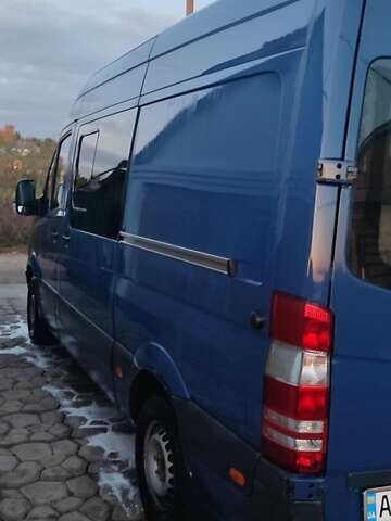 Синий Мерседес Sprinter, объемом двигателя 0 л и пробегом 530 тыс. км за 10000 $, фото 13 на Automoto.ua