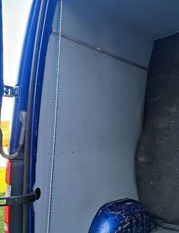 Синий Мерседес Sprinter, объемом двигателя 2.15 л и пробегом 550 тыс. км за 11700 $, фото 17 на Automoto.ua