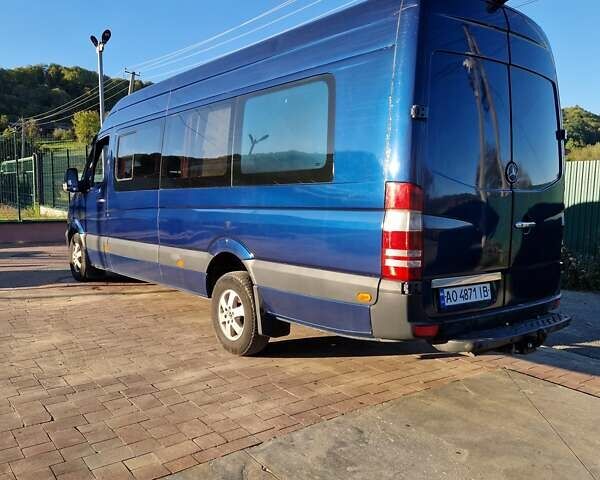 Синій Мерседес Sprinter, об'ємом двигуна 3 л та пробігом 793 тис. км за 15500 $, фото 4 на Automoto.ua