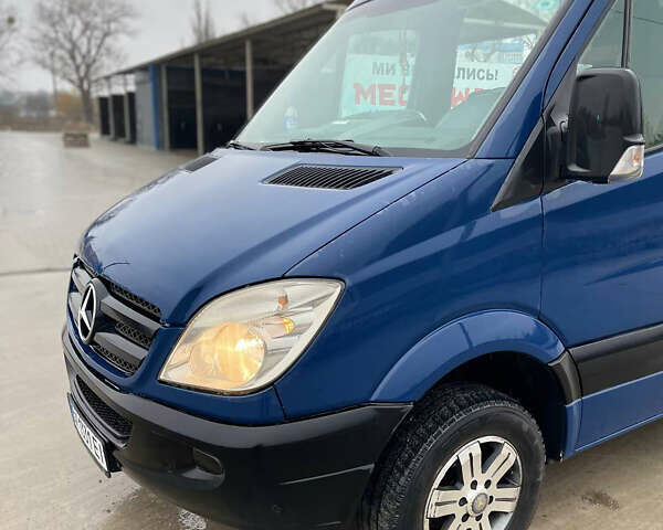 Синий Мерседес Sprinter, объемом двигателя 2.9 л и пробегом 320 тыс. км за 25000 $, фото 1 на Automoto.ua
