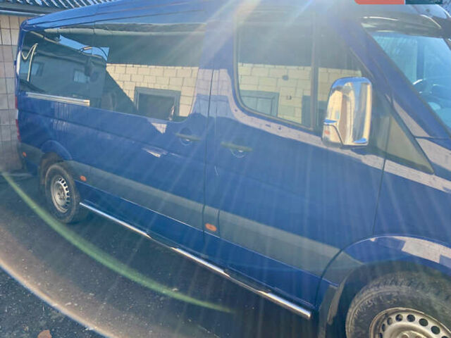Синий Мерседес Sprinter, объемом двигателя 2.1 л и пробегом 385 тыс. км за 11500 $, фото 9 на Automoto.ua