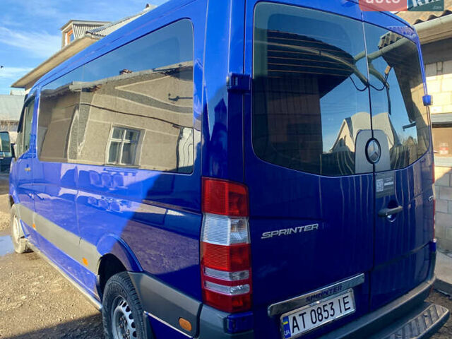 Синий Мерседес Sprinter, объемом двигателя 2.1 л и пробегом 385 тыс. км за 11500 $, фото 11 на Automoto.ua