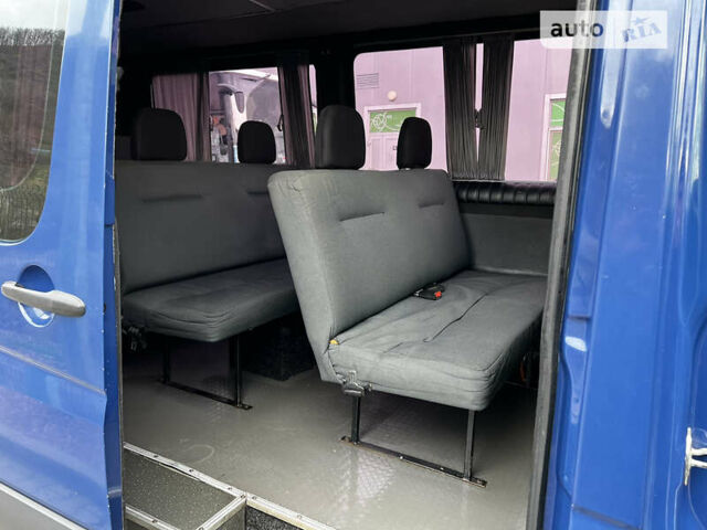 Синий Мерседес Sprinter, объемом двигателя 2.14 л и пробегом 636 тыс. км за 11999 $, фото 10 на Automoto.ua