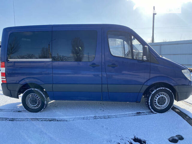 Синий Мерседес Sprinter, объемом двигателя 2.1 л и пробегом 280 тыс. км за 11400 $, фото 3 на Automoto.ua