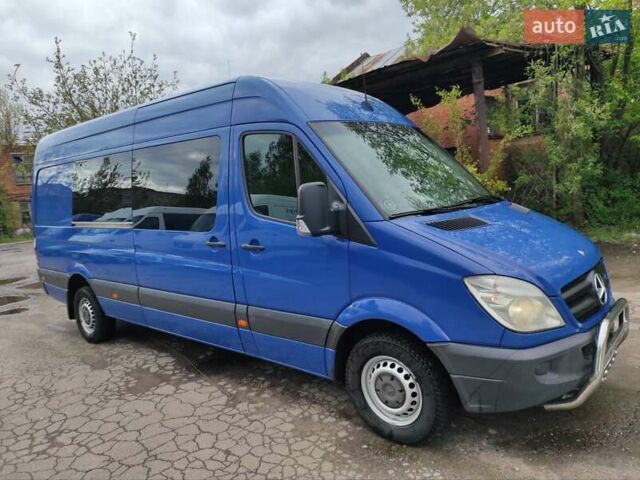 Синий Мерседес Sprinter, объемом двигателя 2.99 л и пробегом 692 тыс. км за 14900 $, фото 54 на Automoto.ua